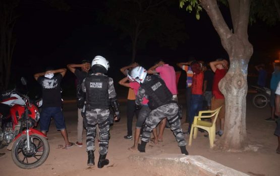 Operação policial detém dezenas de pessoas em Eldorado envolvidas com tráfico de drogas e outros crimes Operação policial detém dezenas de pessoas em Eldorado envolvidas com tráfico de drogas e outros crimes