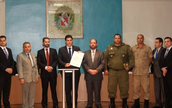Governador oficializa apoio da Força Nacional e intensifica ações de segurança Governador oficializa apoio da Força Nacional e intensifica ações de segurança