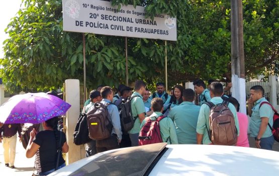 Após ‘tocar o terror’ em assalto a ônibus com funcionários da Vale, polícia prende envolvido Após ‘tocar o terror’ em assalto a ônibus com funcionários da Vale, polícia prende envolvido