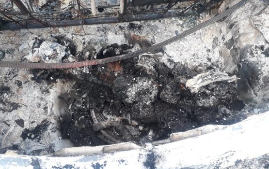 Três corpos carbonizados são encontrados no interior de veículo em Eldorado do Carajás Três corpos carbonizados são encontrados no interior de veículo em Eldorado do Carajás